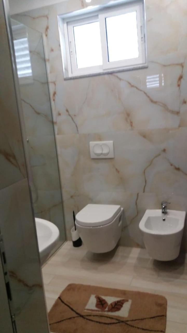 Luander Hotel 티라나 객실 사진