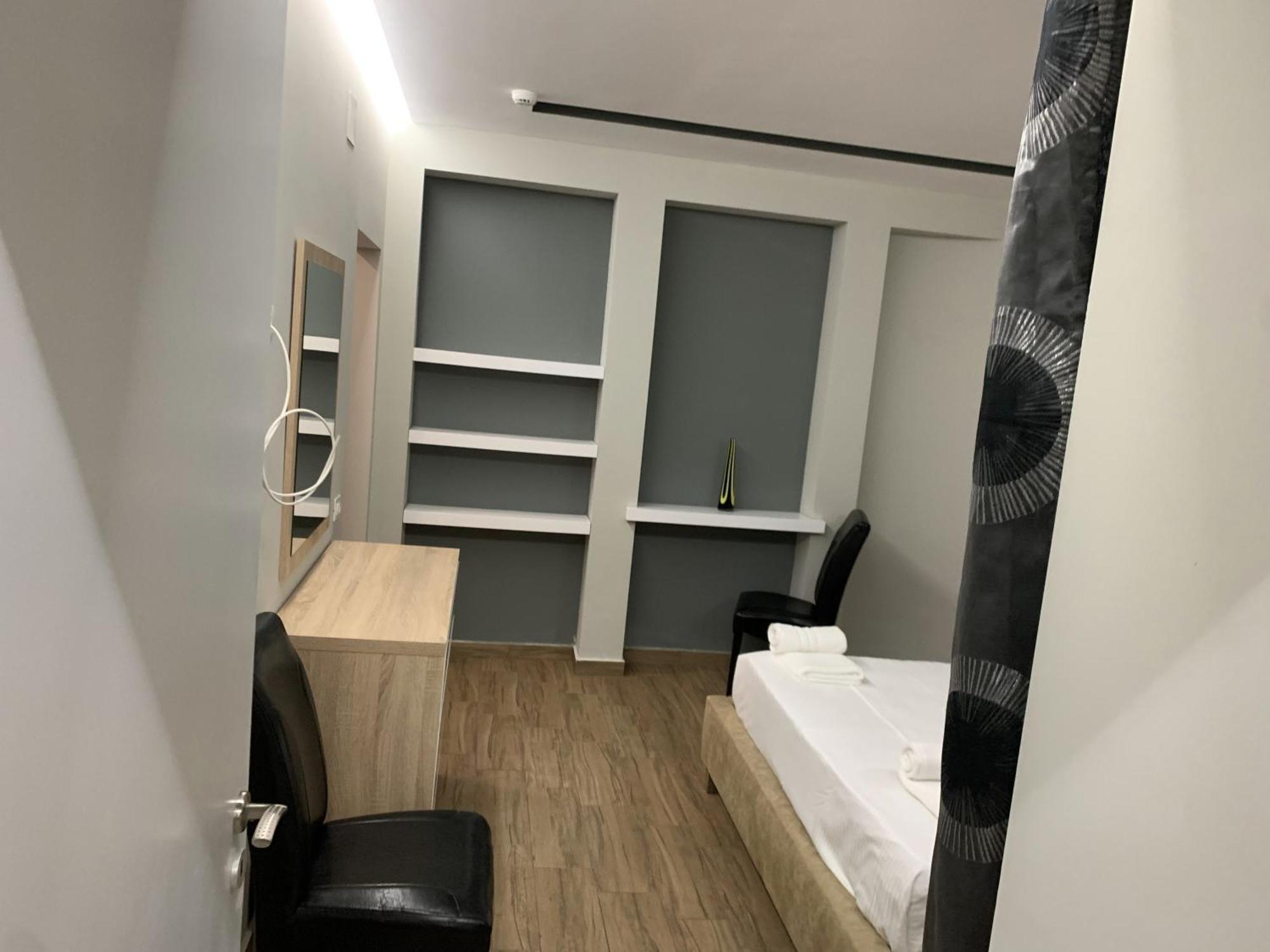Luander Hotel 티라나 객실 사진