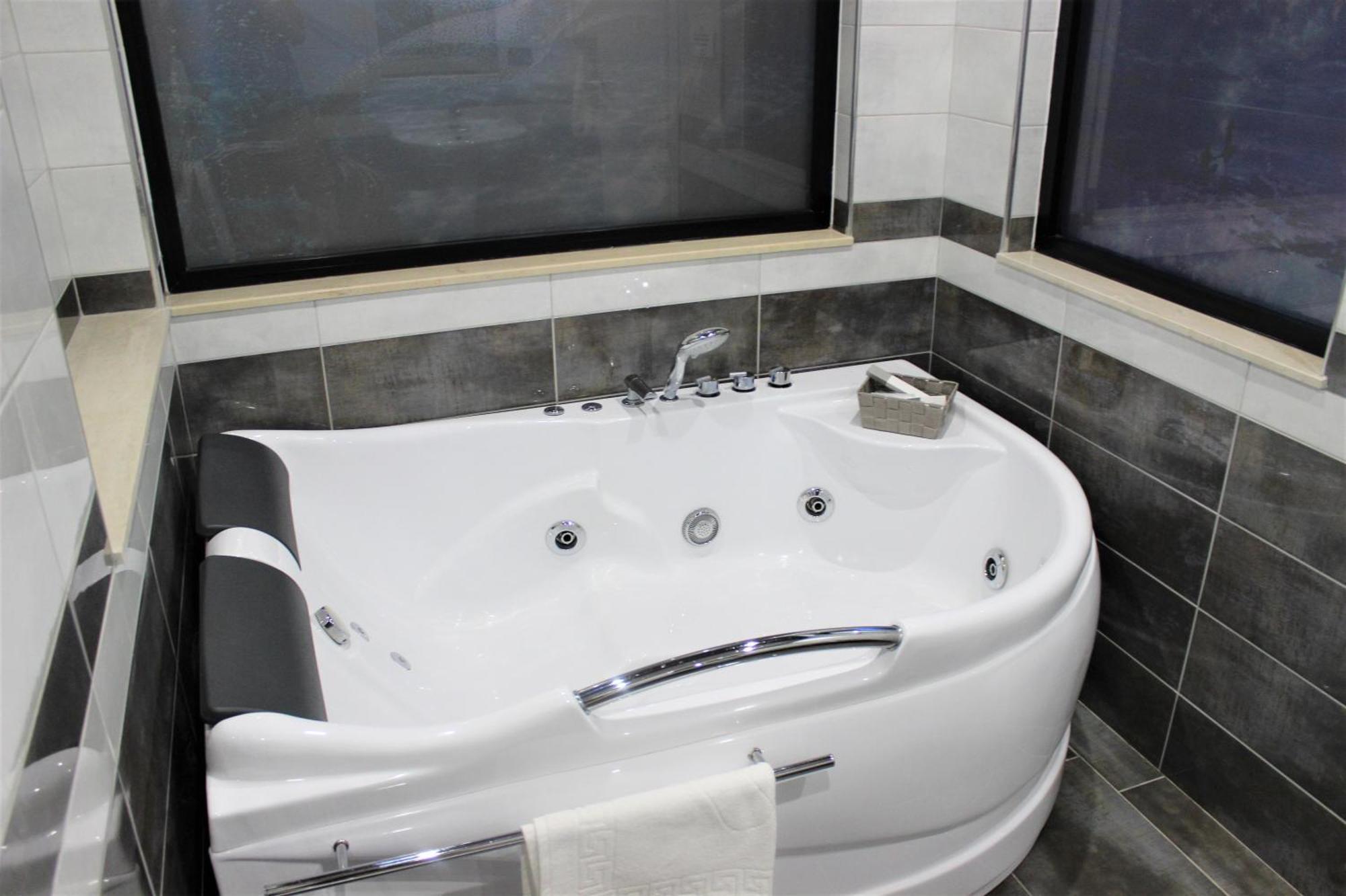 Luander Hotel 티라나 객실 사진